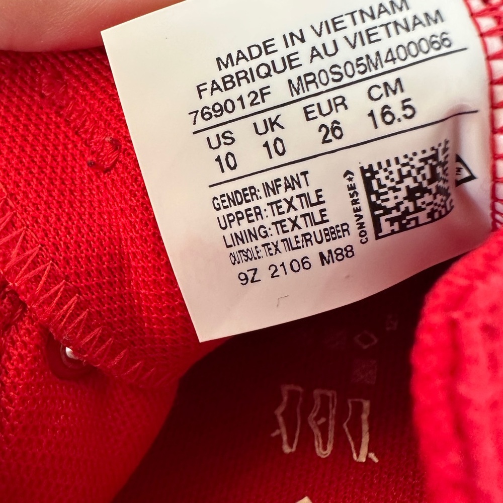 Converse Kids Red Sneakers - Picture 5 of 6